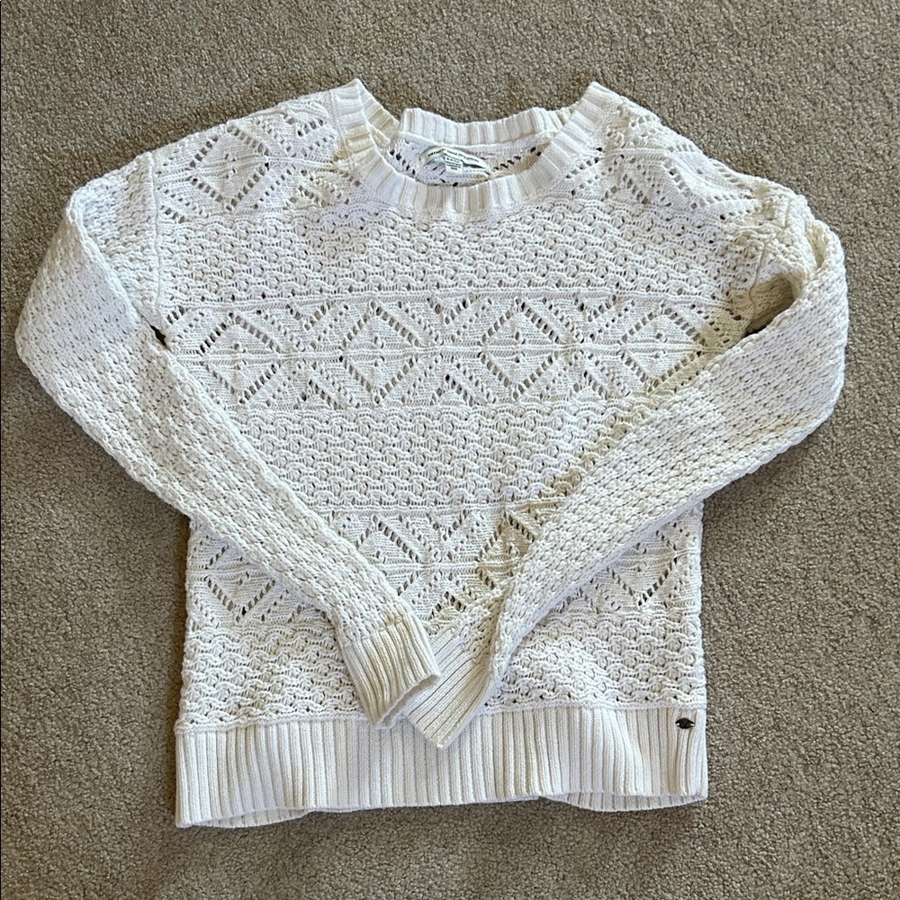 Women's White Knit Sweater AEO size small